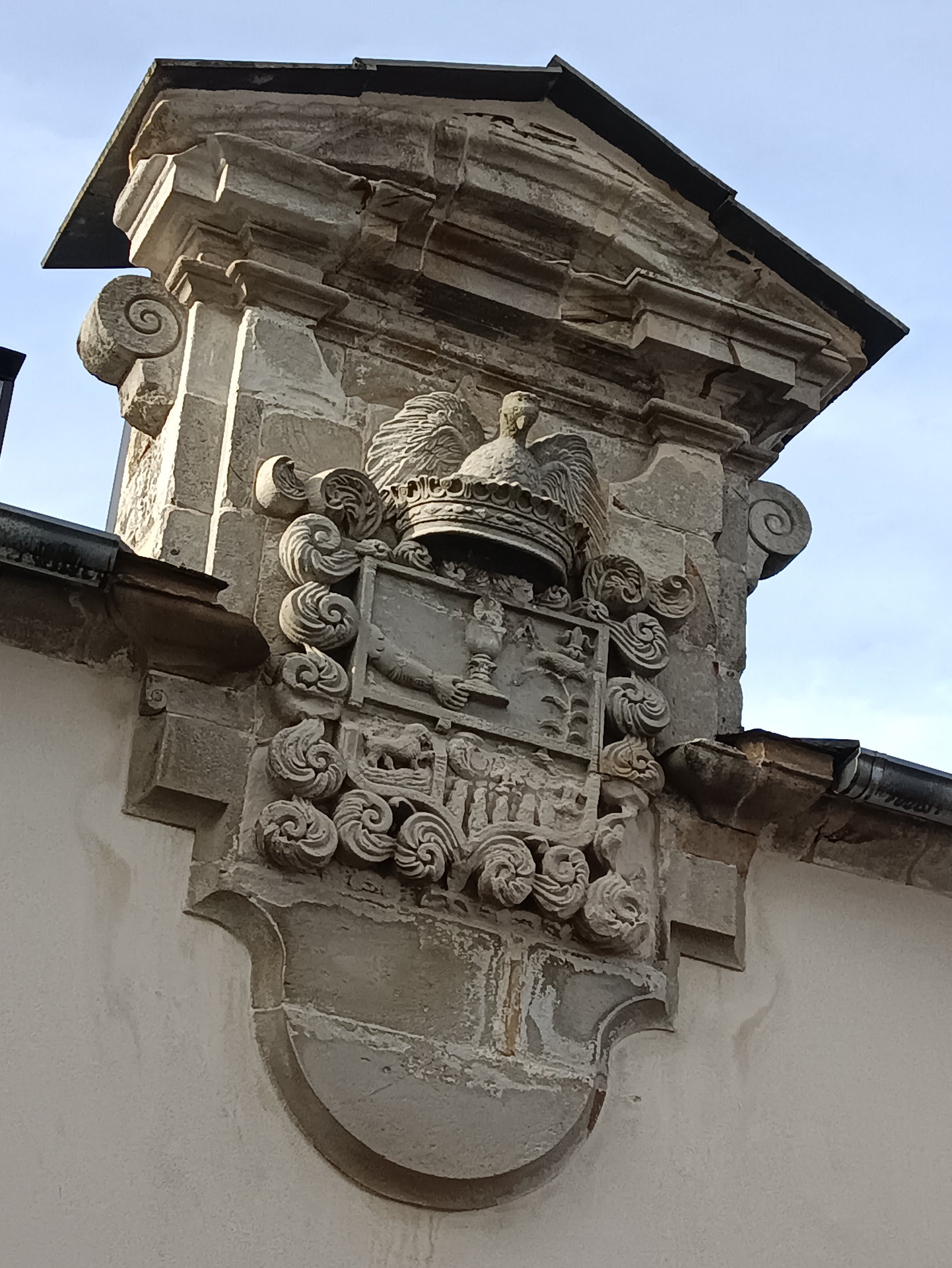 Escudo casa pasarín A Fonsagrada