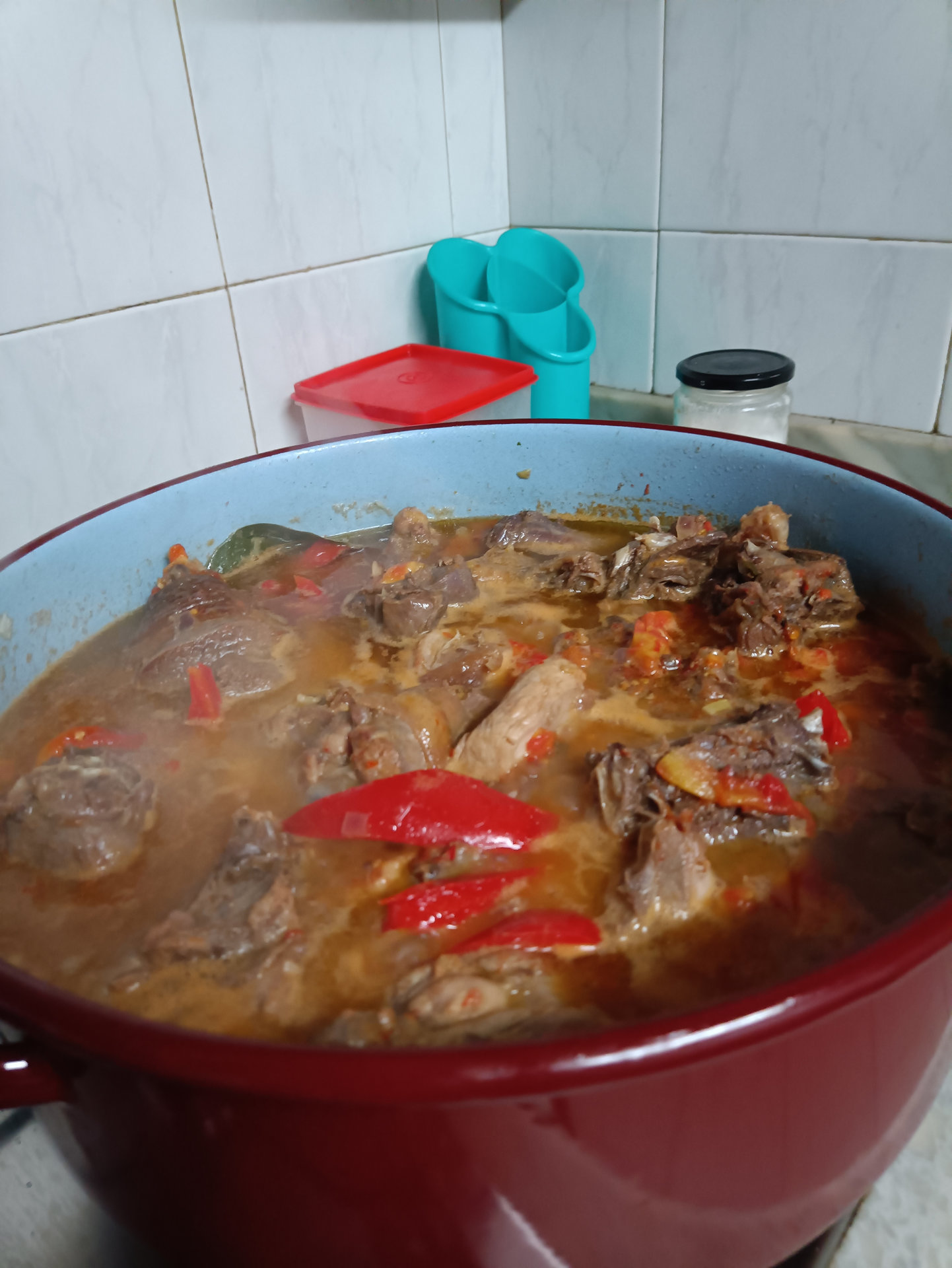 Pito da casa guisado